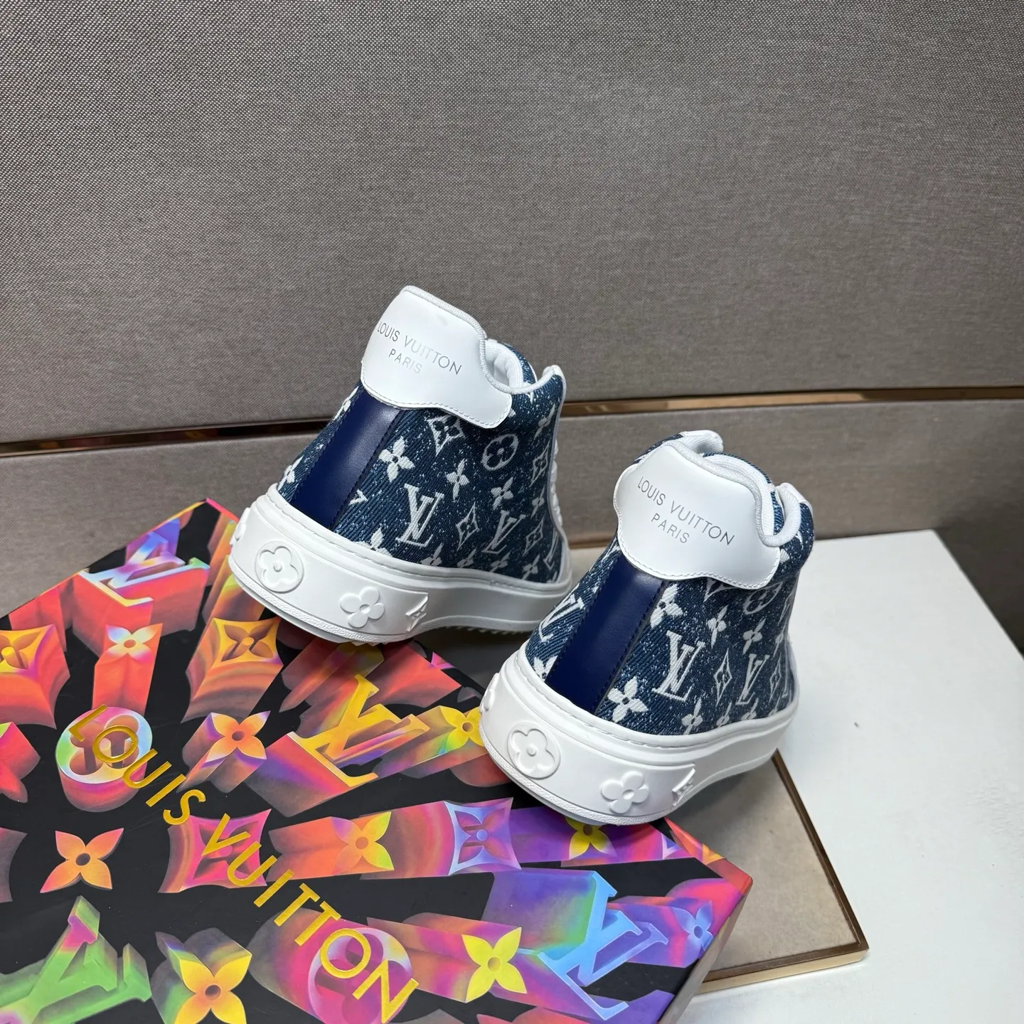 Men's men's shoes 💰pp560 [LV～] Men's casual high-top shoes 2025z cabinet sales simultaneously 🔶Size: 38-44#️⃣ 🔷4 colors🔜The upper is made of multi-material splicing➕Mesh lining, comfortable and breathable, sole: original comfortable and wear-resistant outsole, ⚠️real thing📱photographed🎬real thing is better📢📢📢